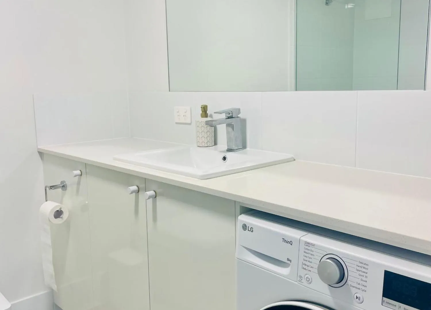 Maroochydore River Front Apartment Australia